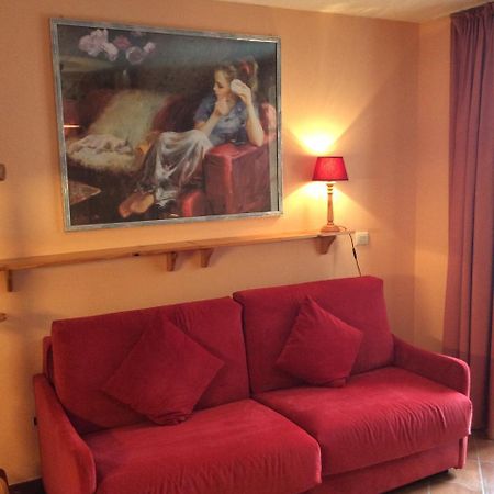Residenze Sonnenschein Casa Rossa Aparthotel Niederdorf Exteriör bild