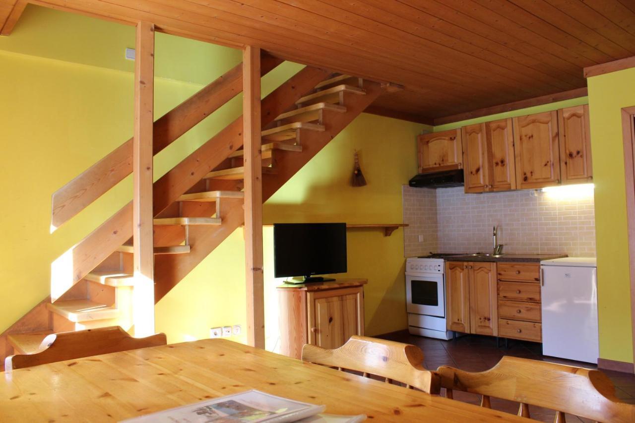 Residenze Sonnenschein Casa Rossa Aparthotel Niederdorf Exteriör bild