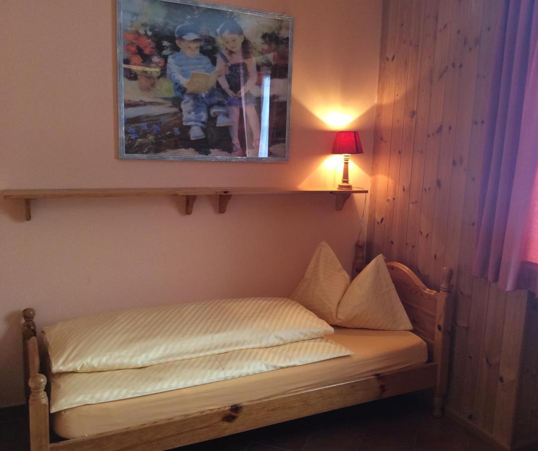 Residenze Sonnenschein Casa Rossa Aparthotel Niederdorf Exteriör bild