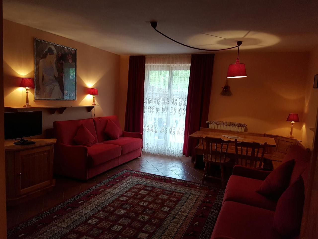 Residenze Sonnenschein Casa Rossa Aparthotel Niederdorf Exteriör bild