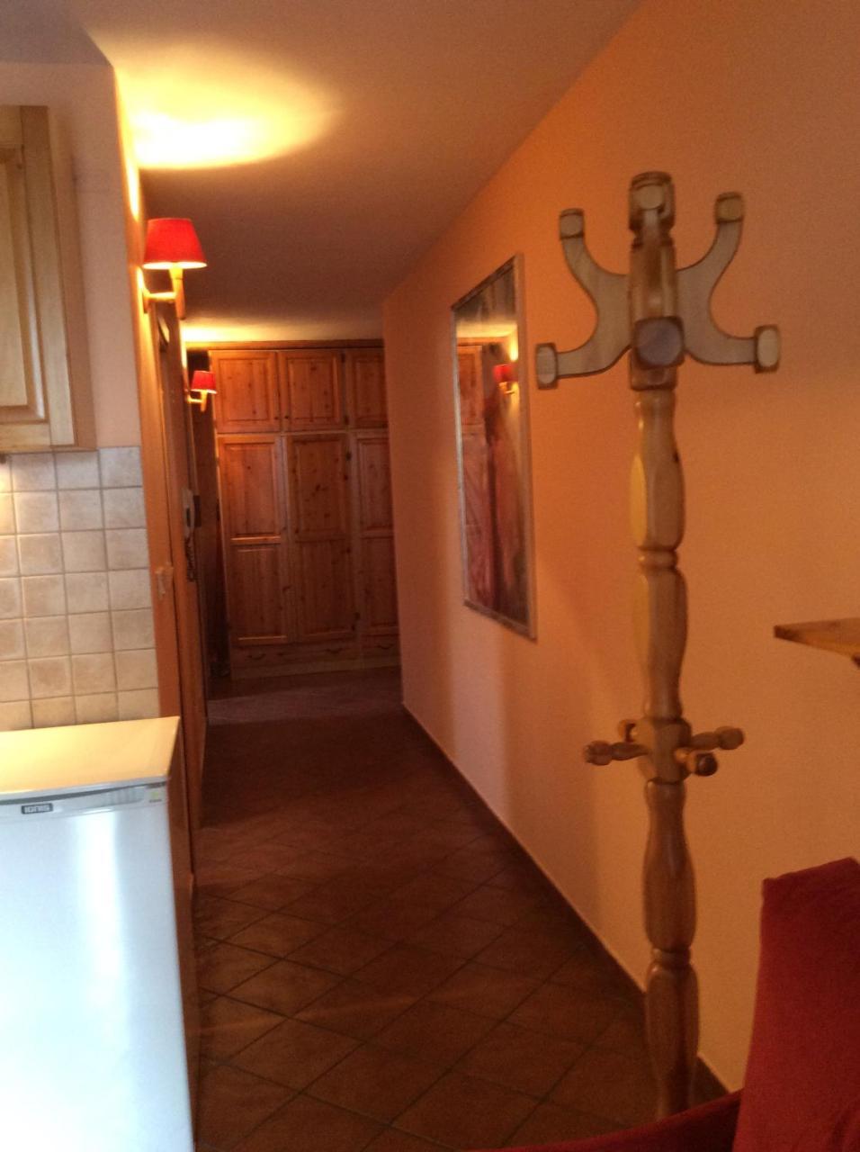 Residenze Sonnenschein Casa Rossa Aparthotel Niederdorf Exteriör bild