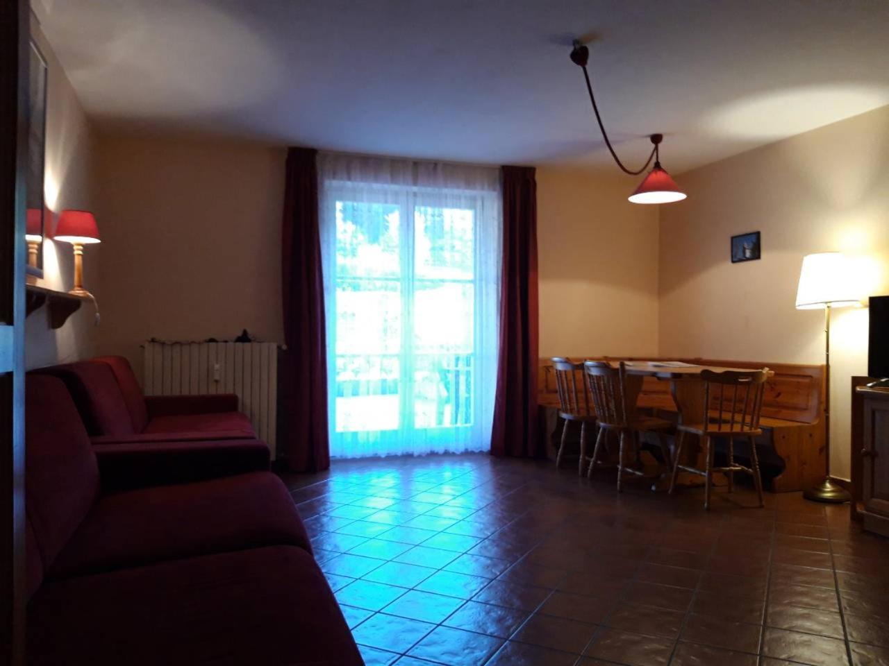 Residenze Sonnenschein Casa Rossa Aparthotel Niederdorf Exteriör bild